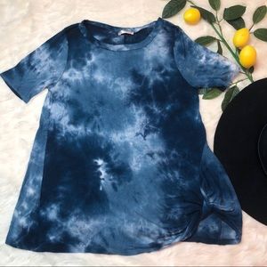 Blue acid wash flowy tunic top with side knot